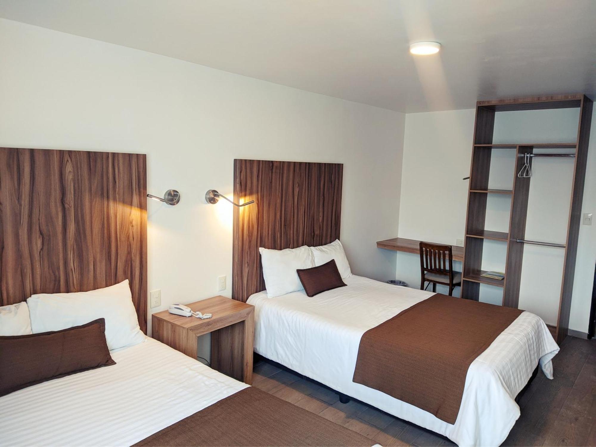 Hotel Plaza Morelos Toluca Esterno foto