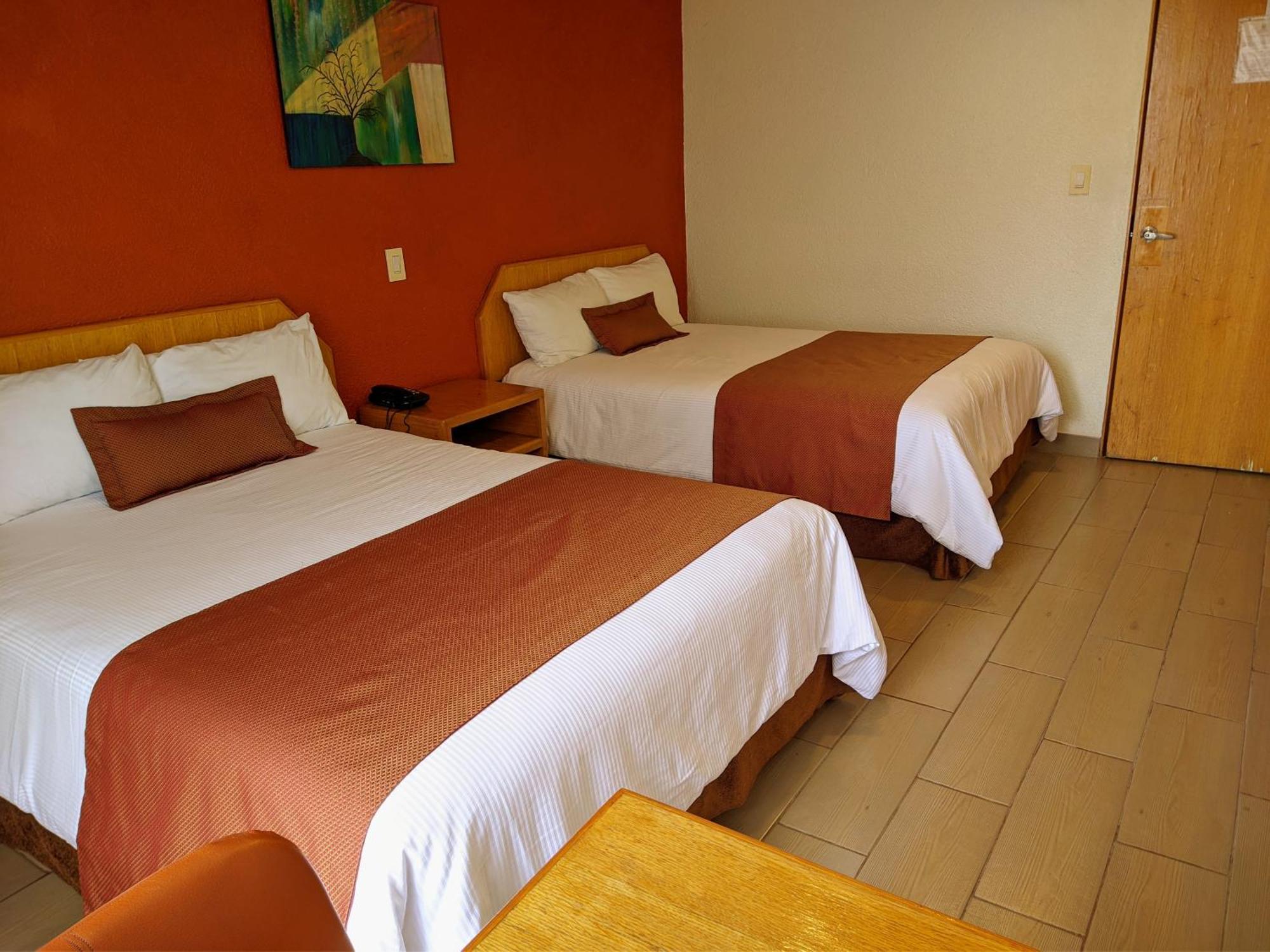 Hotel Plaza Morelos Toluca Esterno foto