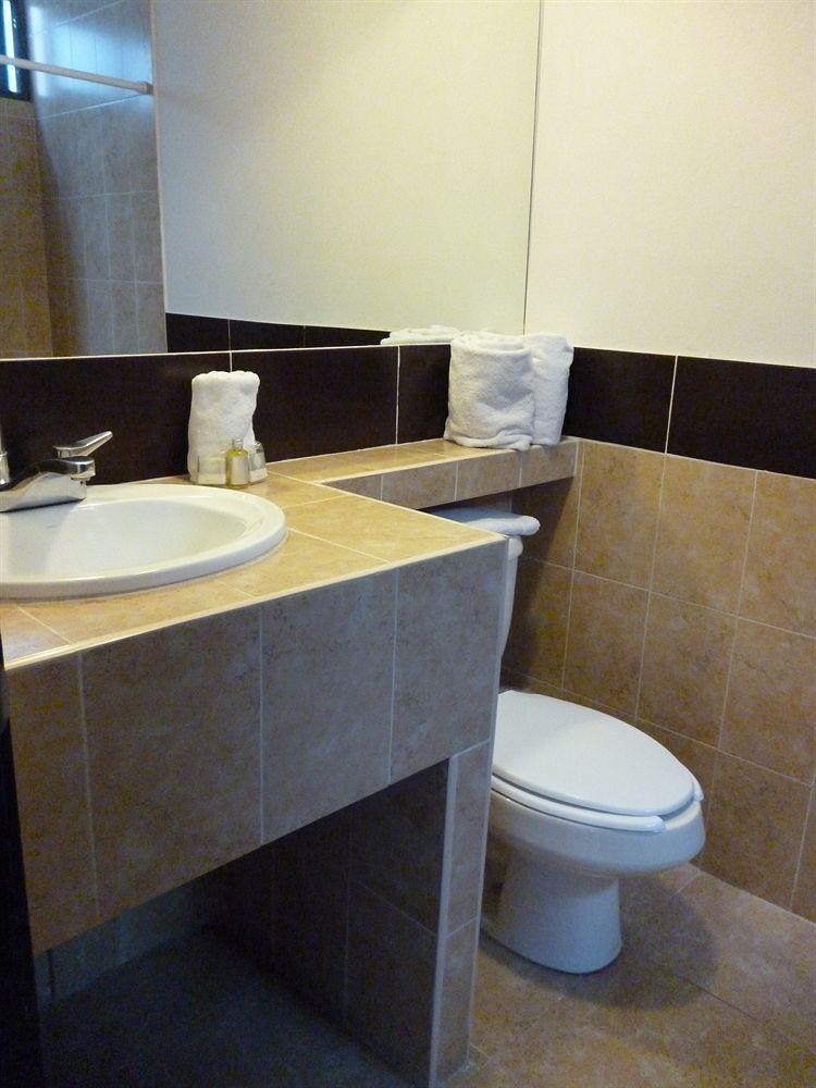 Hotel Plaza Morelos Toluca Esterno foto